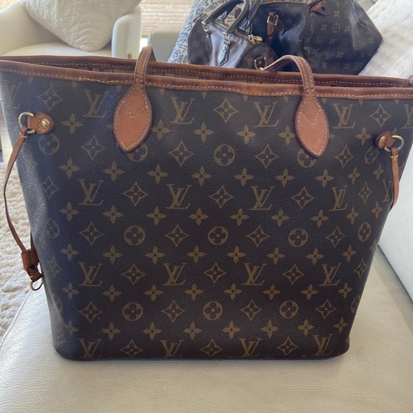 Handbags - Authentic LV neverfull mm